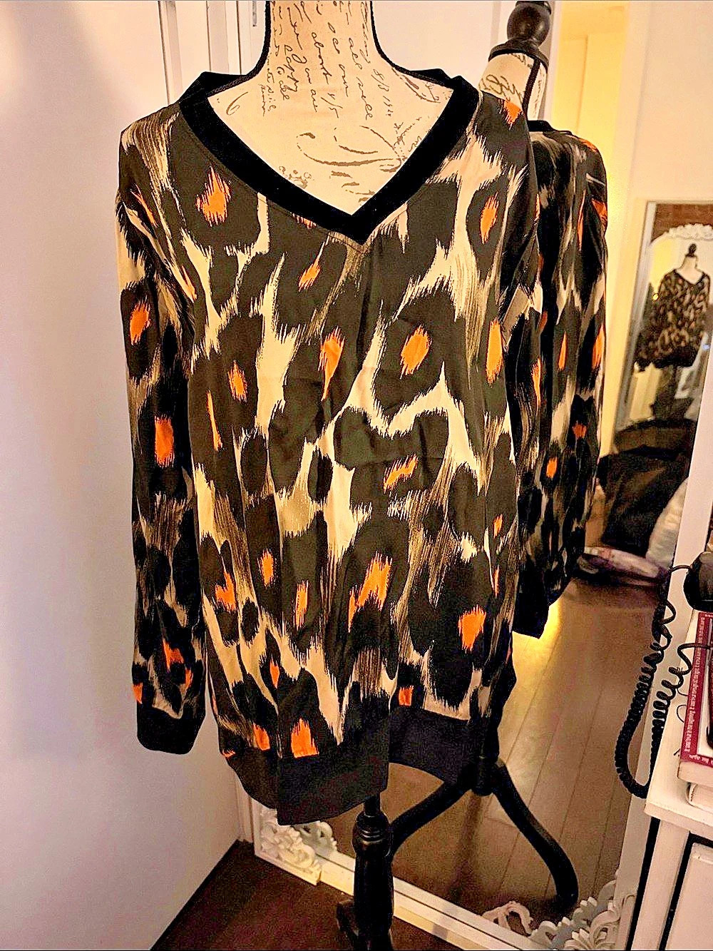 R13 Printed Long Sleeve Silk Sweatshirt in Black & Orange Size Medium